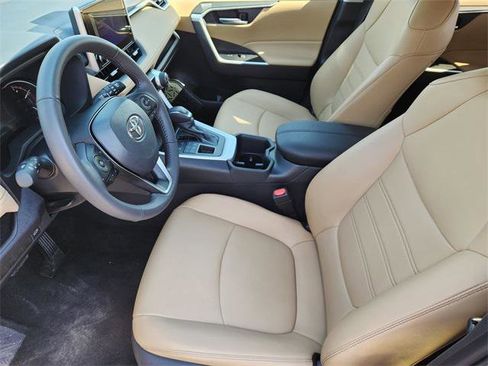 Certified 2025 Toyota RAV4 XLE Premium image 9