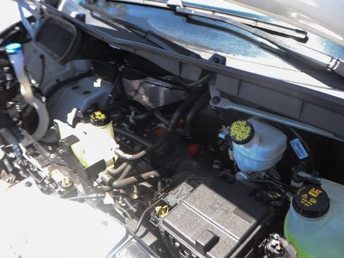 Used 2022 Ford E-Transit Medium Roof RWD image 17