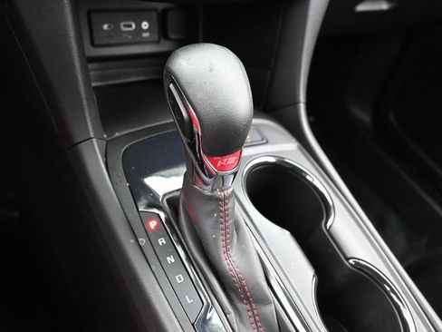 Used 2023 Chevrolet Equinox RS FWD image 21