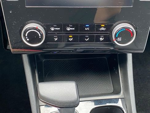 Used 2023 Hyundai Santa Cruz SEL AWD/4WD image 19