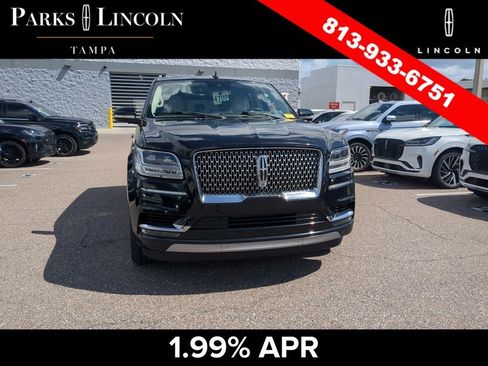 Used 2021 Lincoln Navigator Reserve w/ Luxury Package AWD/4WD image 5