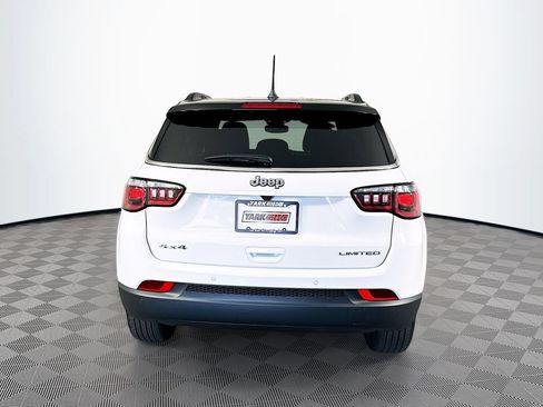 Certified 2025 Jeep Compass Limited AWD/4WD image 9
