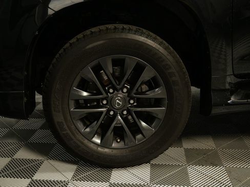 Used 2023 Lexus GX 460 Premium w/ Premium Package AWD/4WD image 9