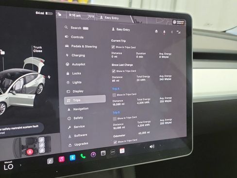 Used 2023 Tesla Model 3 Standard Range RWD image 2