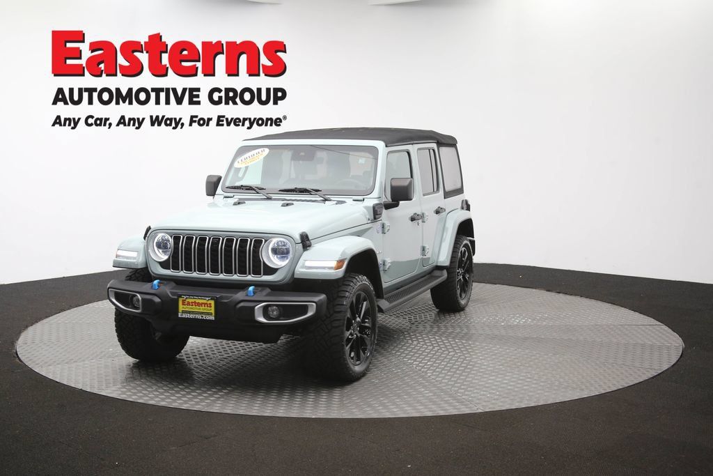 Used 2024 Jeep Wrangler Unlimited Sahara w/ Technology Group AWD/4WD image 54