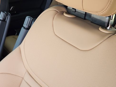 New 2025 Land Rover Range Rover Sport Dynamic SE image 14