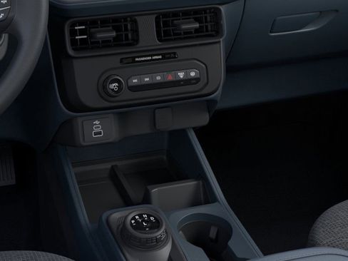 New 2026 Ford Maverick XL image 17