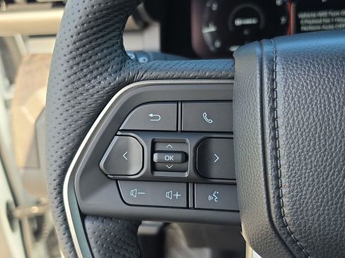 New 2026 Toyota Tacoma Limited AWD/4WD image 13