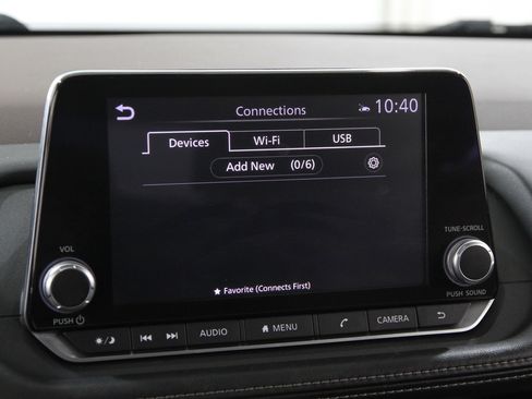 Used 2021 Nissan Rogue SV image 11