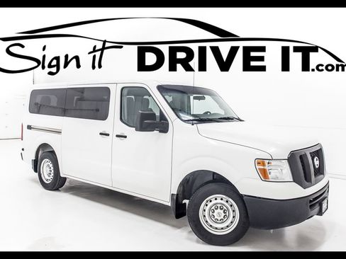 Used 2020 Nissan NV 3500 S RWD image 1