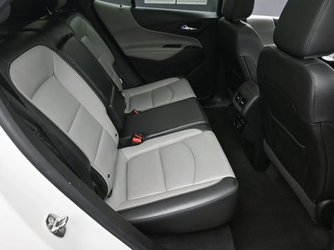 Used 2019 Chevrolet Equinox Premier image 8