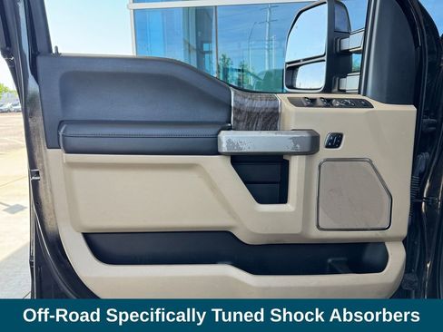 Used 2018 Ford F350 Lariat w/ Lariat Value Package AWD/4WD image 15
