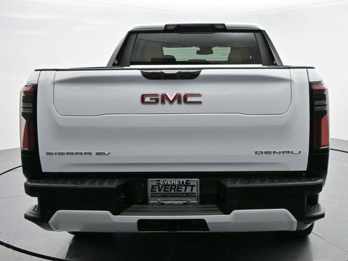 Used 2026 GMC Sierra EV Denali image 6
