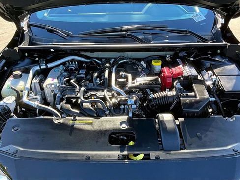 Certified 2025 Nissan Sentra SR w/ SR Premium Package image 29