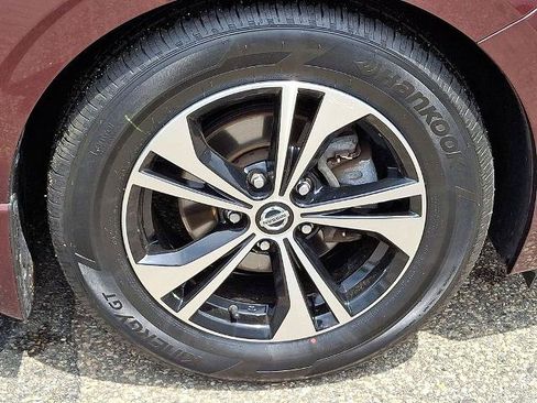 Certified 2023 Nissan Sentra SV w/ All-Weather Package FWD image 10