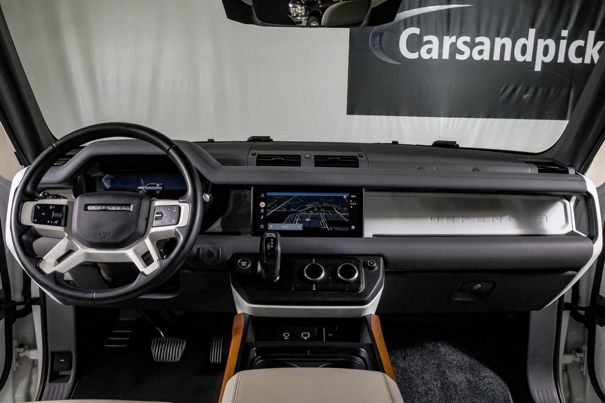 Used 2024 Land Rover Defender 110 S AWD/4WD image 14