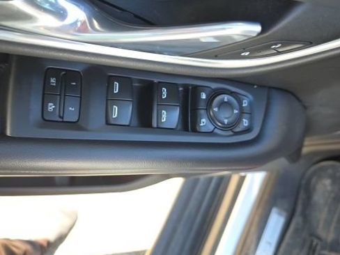 Used 2021 Chevrolet Tahoe RST w/ Luxury Package AWD/4WD image 13