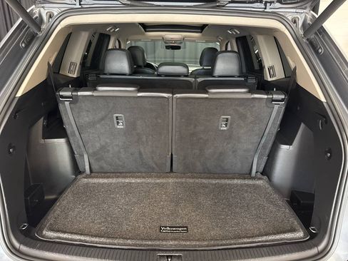 Used 2018 Volkswagen Atlas SEL AWD/4WD image 29