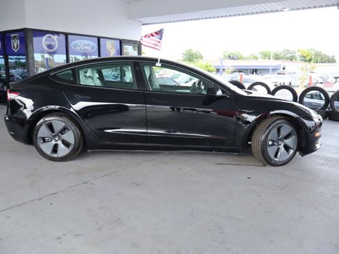 Used 2022 Tesla Model 3 RWD image 6