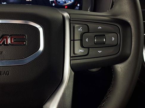 Used 2024 GMC Yukon SLT image 20