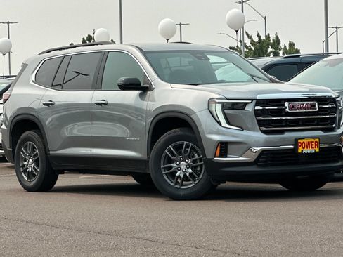 Used 2026 GMC Acadia Elevation FWD image 2