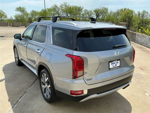 Used 2020 Hyundai Palisade SEL w/ Premium Package image 4