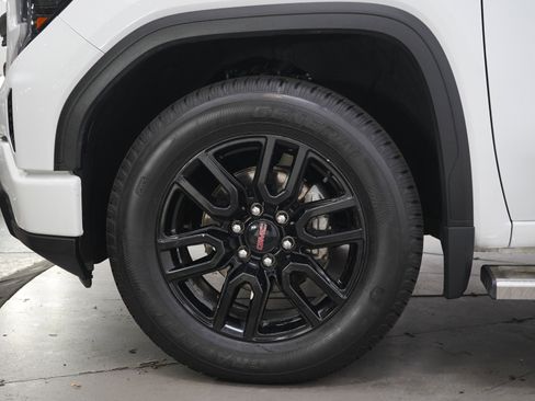 Used 2023 GMC Sierra 1500 Pro w/ Graphite Edition AWD/4WD image 29