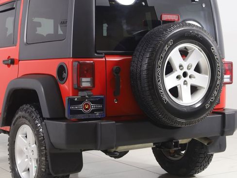 Used 2017 Jeep Wrangler Unlimited Sport w/ Quick Order Package 24S AWD/4WD image 19