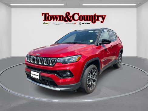 Certified 2025 Jeep Compass Limited AWD/4WD image 4