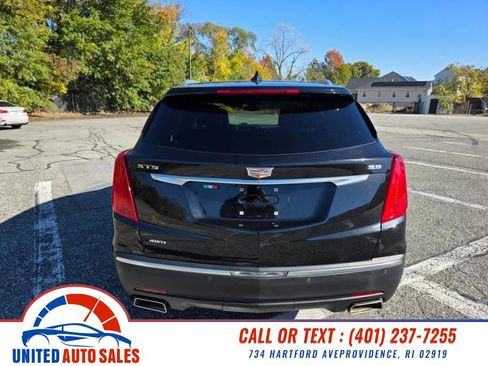 Used 2017 Cadillac XT5 Luxury w/ Driver Awareness Package image 4