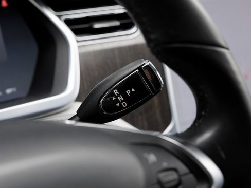 Used 2013 Tesla Model S Performance image 20