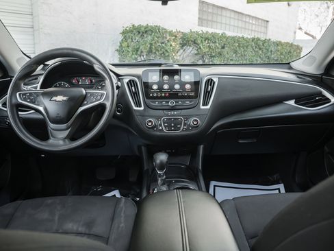 Used 2022 Chevrolet Malibu LT image 22