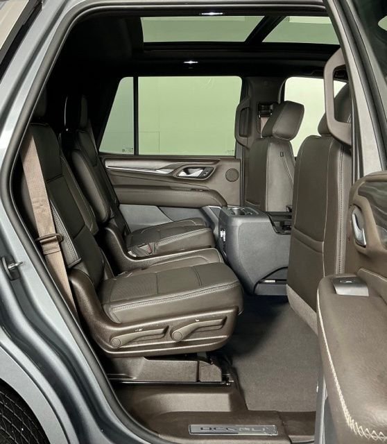 Used 2022 GMC Yukon Denali RWD image 25
