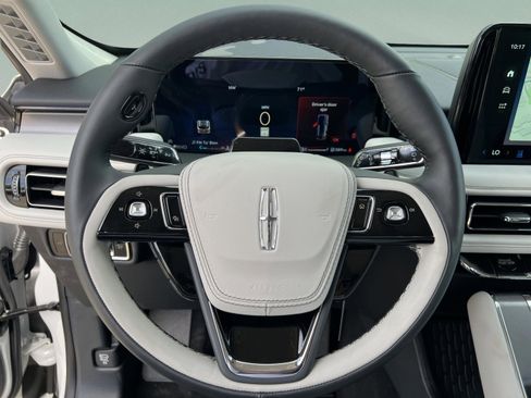New 2026 Lincoln Aviator 2WD image 10