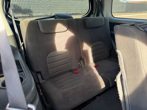 Used 2011 Nissan Pathfinder SV image 16