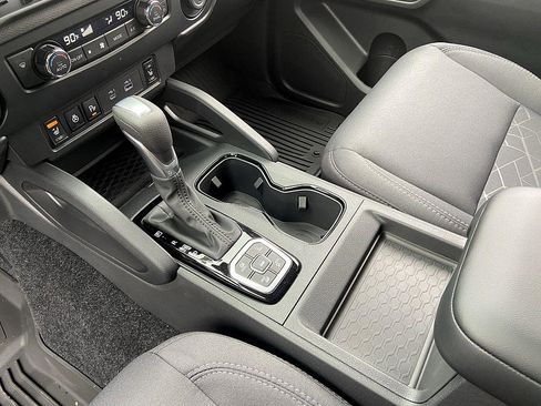 New 2026 Nissan Frontier SV image 14