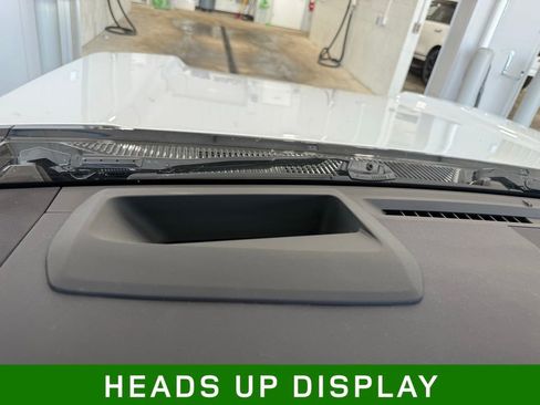 Used 2025 Lexus GX 550 w/ Accessory Package (32) AWD/4WD image 11