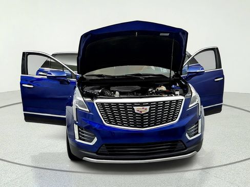 Used 2024 Cadillac XT5 Premium Luxury w/ LPO, Floor Liner Package AWD/4WD image 15
