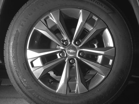 Used 2025 Chevrolet Equinox LT FWD image 15