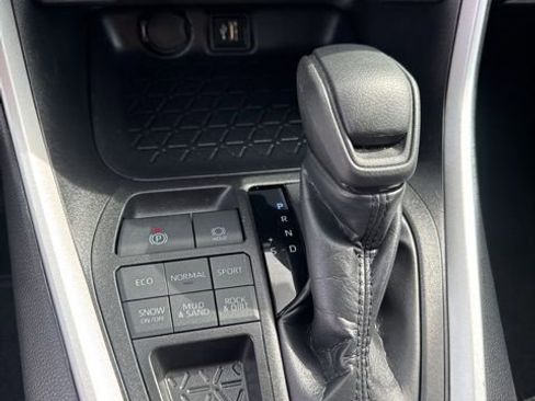 Certified 2025 Toyota RAV4 XLE image 26