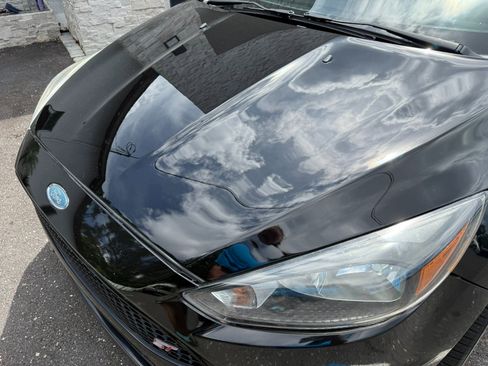 Used 2018 Ford Focus ST image 13