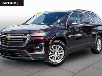 Used 2023 Chevrolet Traverse LT
