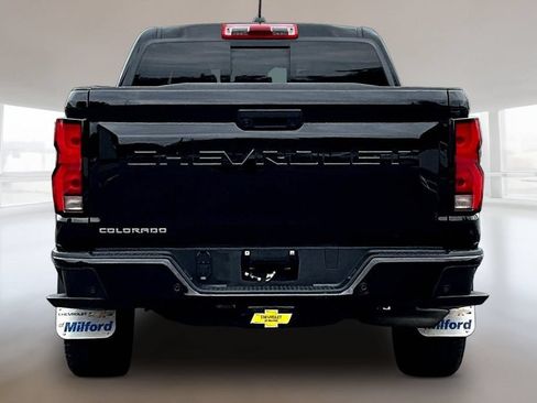 Used 2024 Chevrolet Colorado Z71 w/ Z71 Convenience Package 2 AWD/4WD image 5