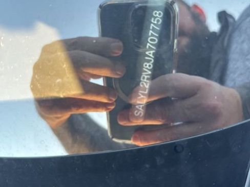 Used 2018 Land Rover Range Rover Velar R-Dynamic SE image 12