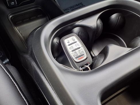 New 2026 Chrysler Voyager LX FWD image 14
