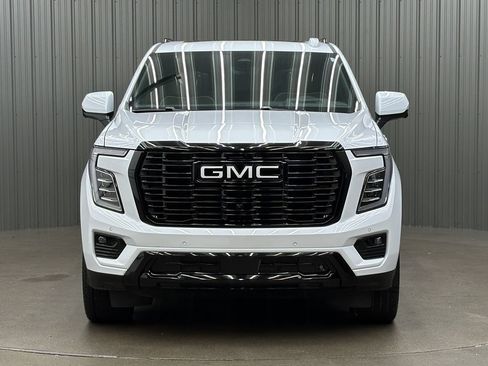 Used 2026 GMC Yukon XL Denali Ultimate w/ LPO, Floor Liner Package AWD/4WD image 8