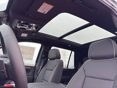 New 2026 Chevrolet Tahoe Premier w/ Sun And Tow Package AWD/4WD image 16