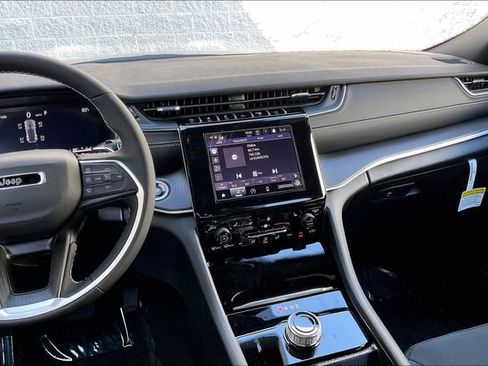 New 2026 Jeep Grand Cherokee Laredo X AWD/4WD image 5