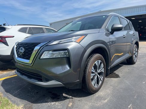 Used 2023 Nissan Rogue SV w/ SV Premium B Package image 1
