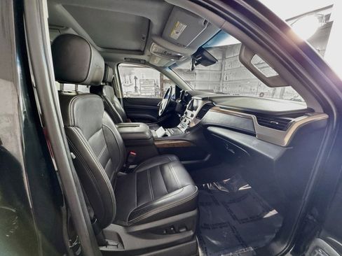 Used 2019 GMC Yukon Denali w/ Open Road Package RWD image 34
